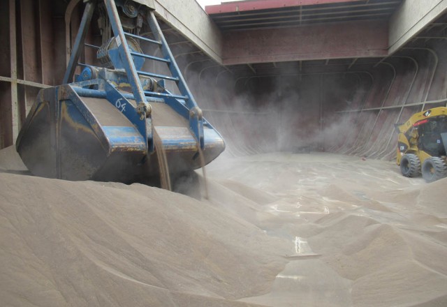 Supervision and sampling of phosphate rock